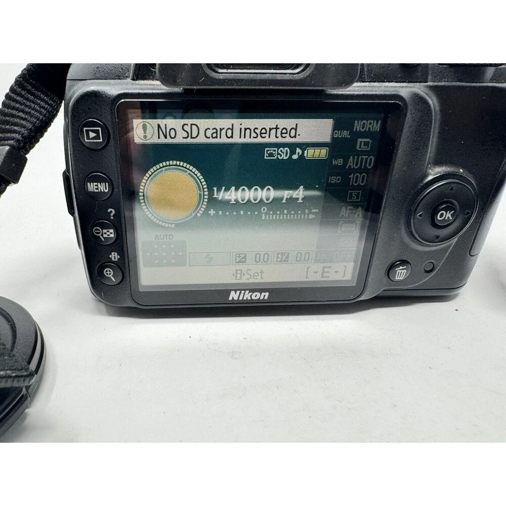 Nikon D3000 10.2MP Digital SLR Camera -Black-w/AF-S DX Nikkor 55-200mm 4-5.6G VR